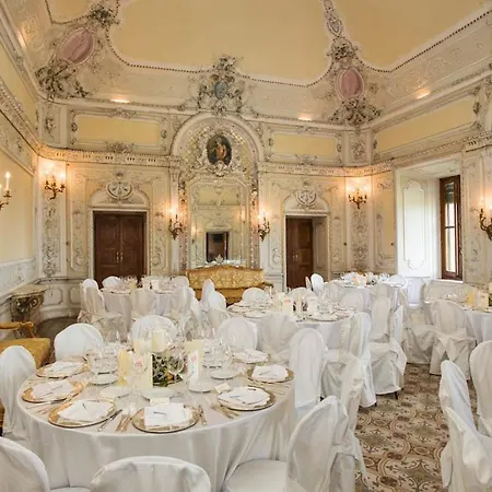 Villa Tabiano Castello Sleeps 14 With Pool And Wifi Tabiano Terme