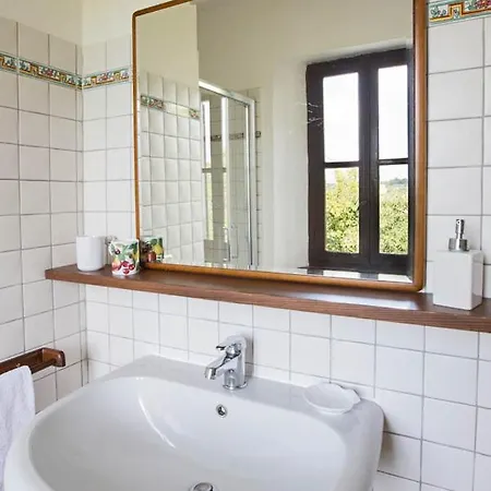 Villa Tabiano Castello Sleeps 14 With Pool And Wifi Tabiano Terme