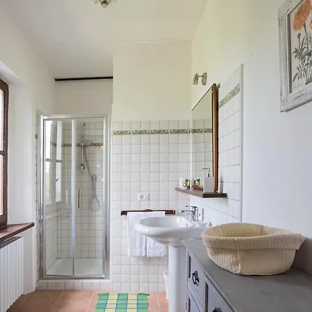 Tabiano Castello Sleeps 14 With Pool And Wifi 别墅 Tabiano Terme