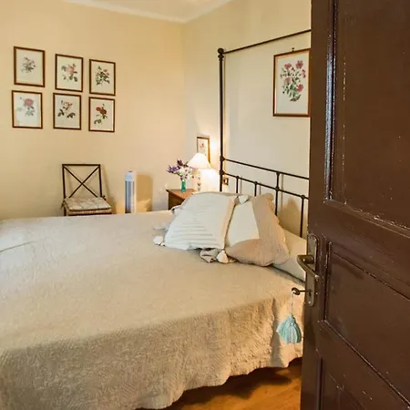 Tabiano Castello Sleeps 14 With Pool And Wifi *