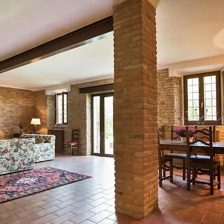 Tabiano Castello Sleeps 14 With Pool And Wifi 别墅